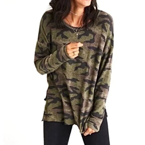 AMERICAN EAGLE Oufitters Green CAMO Camouflage Stretch L/Slv Shirt *XS* B127 - Picture 1 of 6